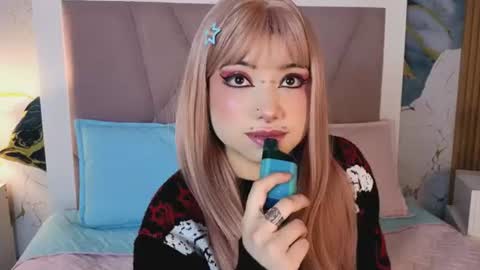 Sienna Desieree online show from August 15, 2:43 pm