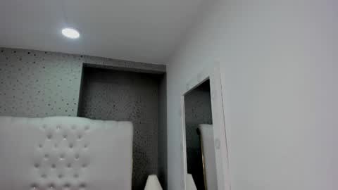  Sienna  online show from August 5, 2:04 pm