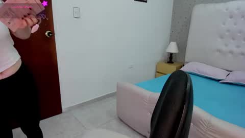  Sienna  online show from August 10, 11:33 am