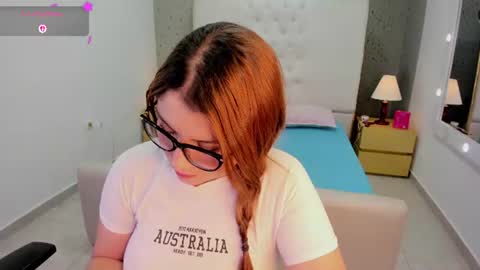  Sienna  online show from August 10, 3:35 pm