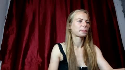 JULIANA online show from July 31, 10:37 pm