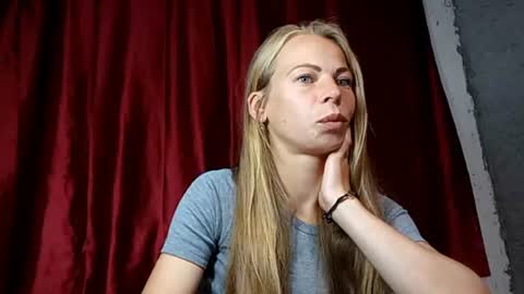 JULIANA online show from August 9, 8:43 pm