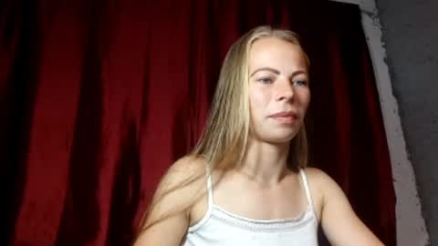 JULIANA online show from August 11, 8:22 pm