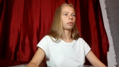 JULIANA online show from August 12, 2:30 pm