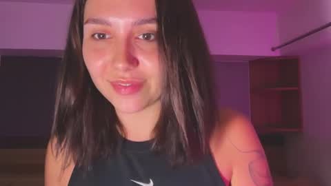 You fav Miss Si online show from July 10, 12:55 pm