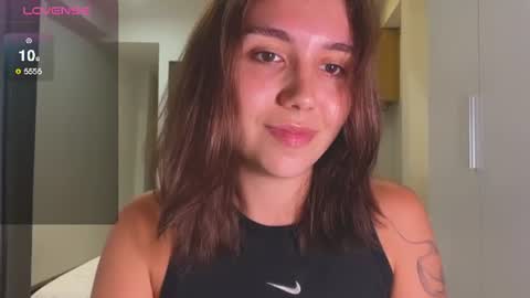 You fav Miss Si online show from July 18, 1:12 pm