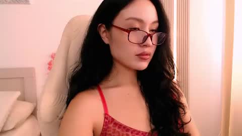 silk_ann online show from August 13, 9:34 am