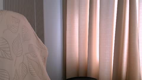 silk_ann online show from August 14, 8:29 am