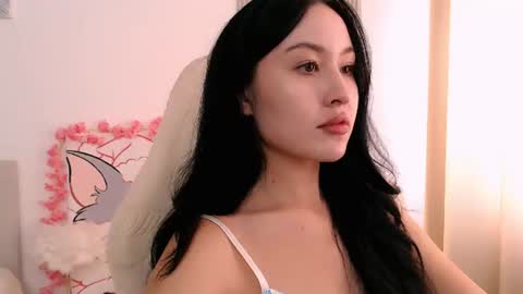 silk_ann online show from August 15, 9:02 am
