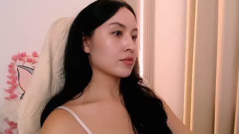 silk_ann online show from August 15, 12:20 pm