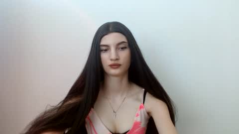Camilla online show from August 6, 12:04 pm