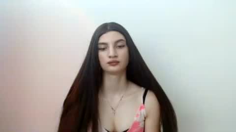 Camilla online show from August 6, 1:10 pm