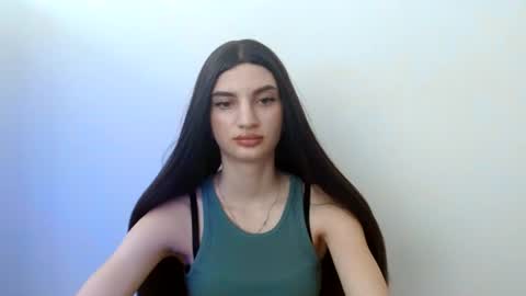 Camilla online show from August 7, 11:10 am