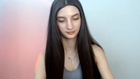 Camilla online show from August 14, 2:43 pm