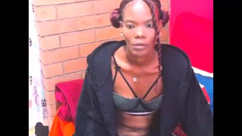 silkyeboni online show from August 14, 2:10 pm