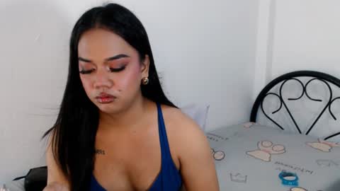 Angela Rose online show from August 7, 7:19 am