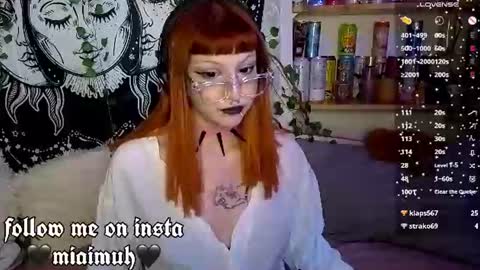 Mia online show from August 15, 12:58 am