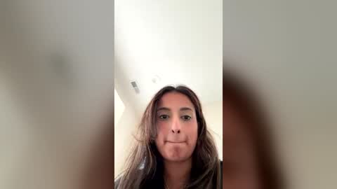 sillyme789888 online show from July 20, 9:51 pm