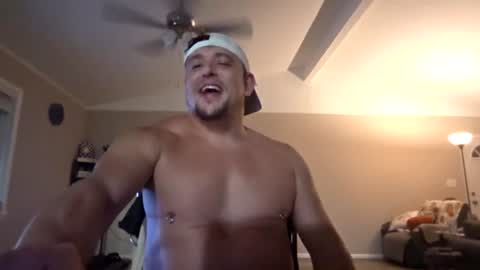 JayandDaddyL online show from August 13, 9:45 am