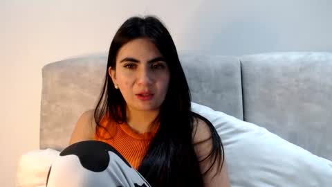 Silvie online show from August 7, 2:33 am