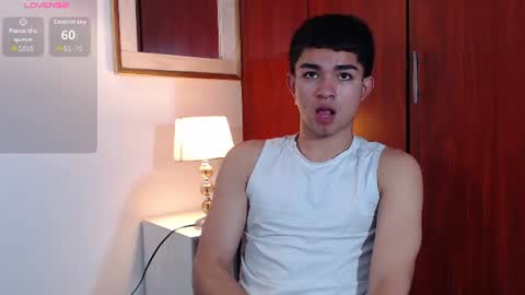 simon__lambert online show from June 23, 8:32 pm