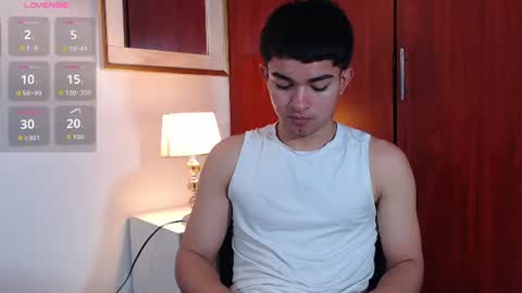 simon__lambert online show from June 23, 9:38 pm