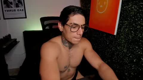Simon Cortes online show from August 3, 3:52 pm