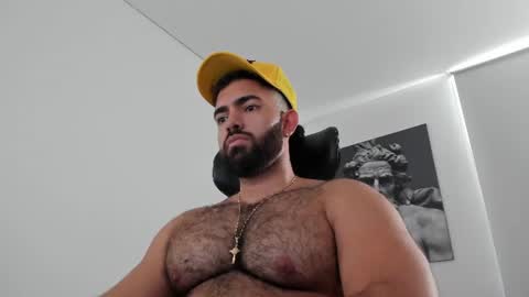 simon_leon01 online show from August 11, 10:12 pm