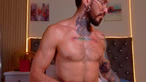 Simon  online show from August 1, 5:41 pm