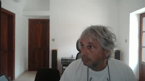 Simon online show from April 27, 10:11 am