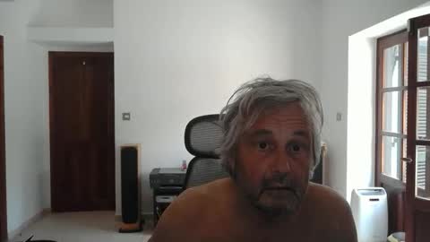 Simon online show from May 19, 10:49 am