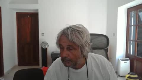Simon online show from May 21, 12:51 pm
