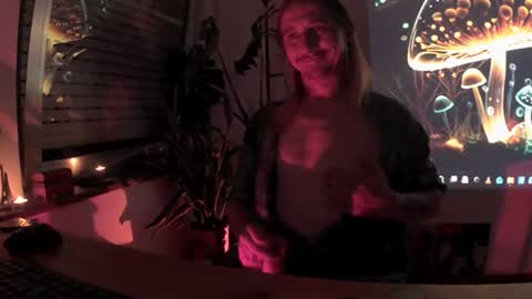 Amateur Wizard online show from July 23, 12:24 am