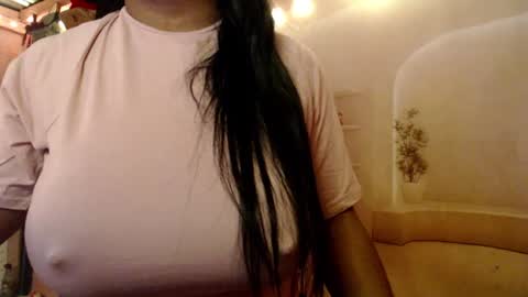 Janice online show from August 10, 6:31 pm