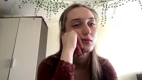 Nevena online show from August 4, 9:39 am