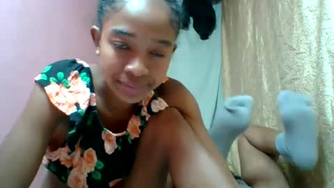 sinah039 online show from August 13, 1:58 pm