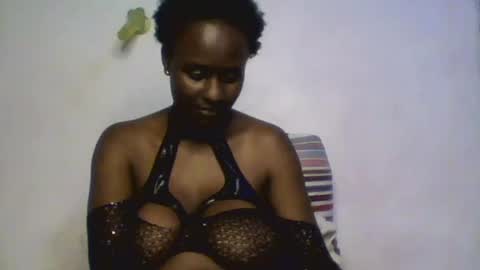 sindy_chums online show from August 8, 6:19 pm