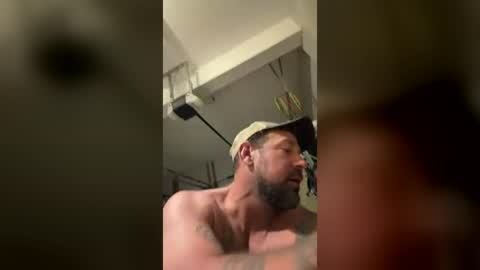 singledadmtb online show from August 12, 7:00 am