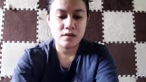 singlemomma31 online show from May 14, 12:32 am