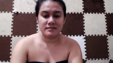 singlemomma31 online show from May 16, 8:58 am