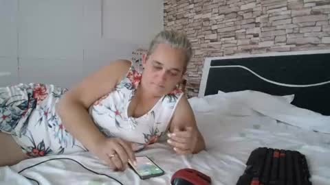 Mommy online show from August 1, 1:50 pm