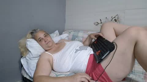 Mommy online show from August 2, 6:15 pm