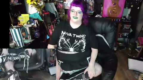 Sinstress hemlock online show from August 8, 3:28 am