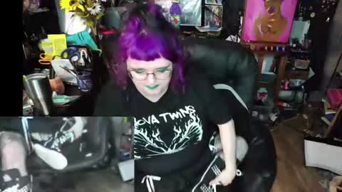 Sinstress hemlock online show from August 8, 4:34 am