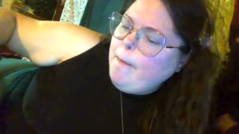 Siofra online show from August 14, 3:54 am
