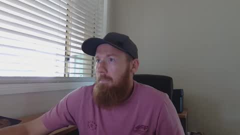 sir_cheify online show from April 10, 1:43 am