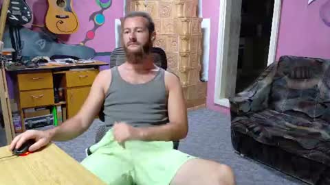 I am The Fourth and only Sir. Pelo online show from August 2, 6:26 pm