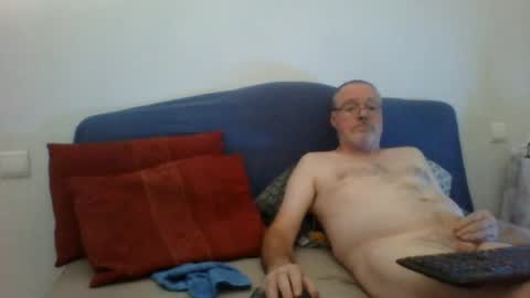 sirdon83 online show from July 13, 4:46 pm
