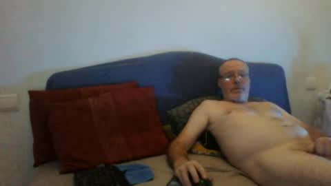 sirdon83 online show from July 13, 8:47 pm