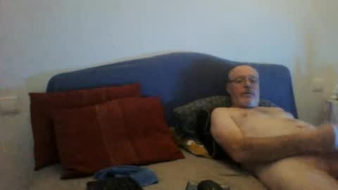 sirdon83 online show from July 13, 9:53 pm